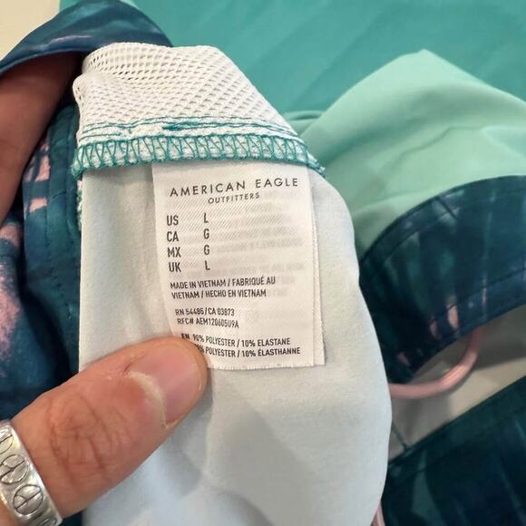 American Eagle Blue Ombré Swim Trunks Men’s Large Board Shorts Summer Vacation - Picture 9 of 10